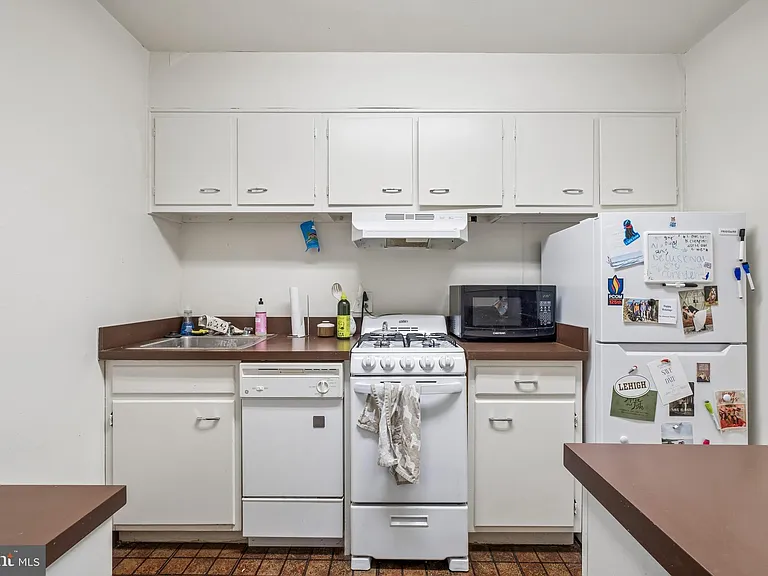 604 S Washington Sq #36-2904 — Photo 5