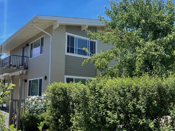 332 Edith St APT 12, Petaluma, CA 94952