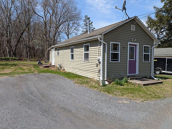 3rd image of 70 Webster Locks Rd