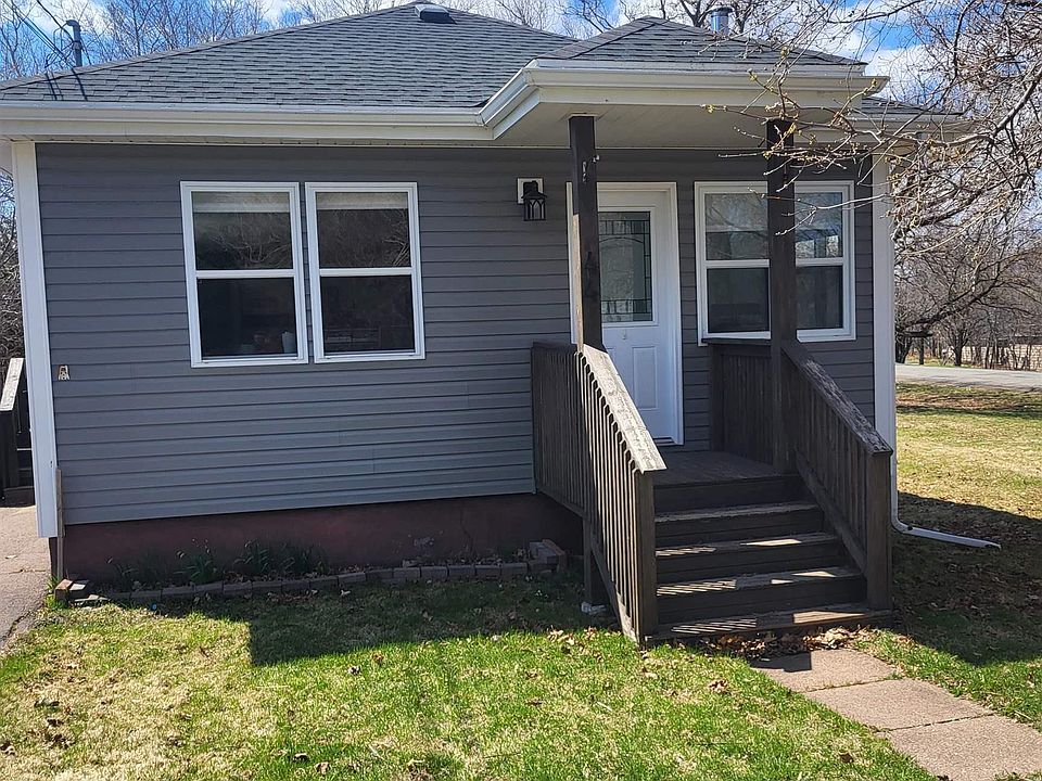 1st image of 44 Kaulback St