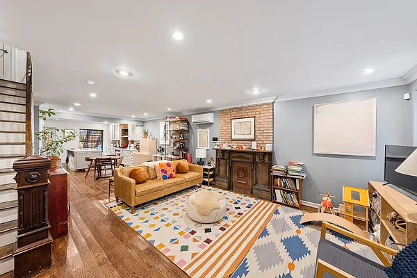 Rented by Corcoran | media 2