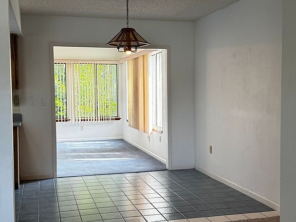 5th image of 8449 SW 106th Pl