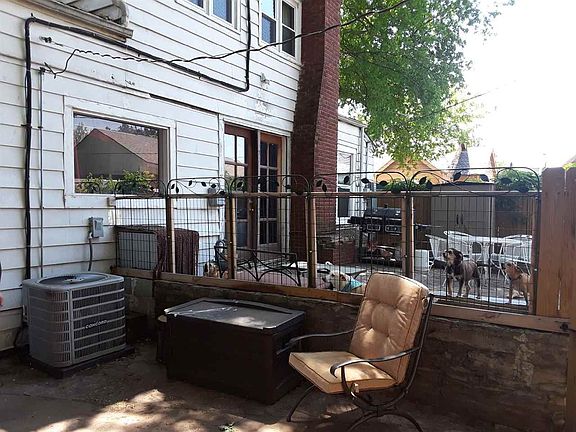 4th image of 1516 W Maine St