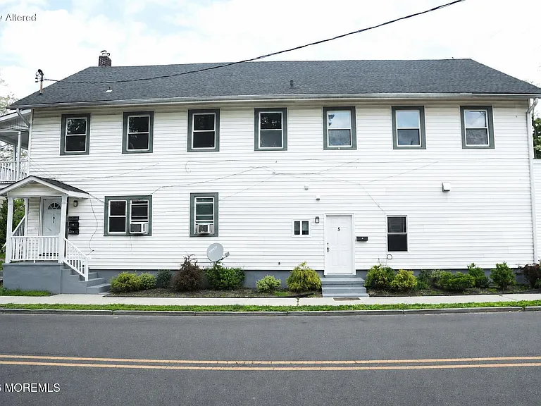 101 Anelve Ave #5 — Photo 1