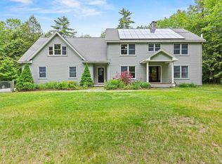 124 Cottage Rd, Gray, ME 04039