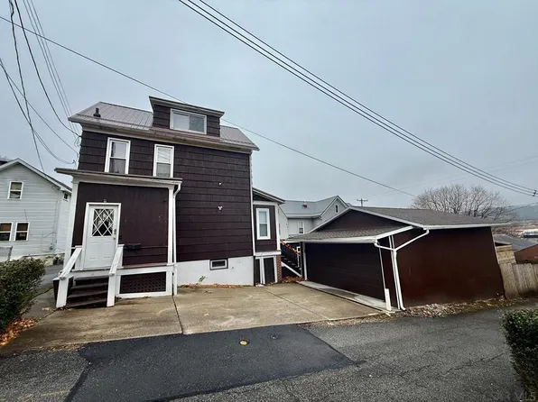 927 Ash St, Johnstown, PA 15902