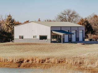 11086 S Wanamaker Rd, Carbondale, KS 66414