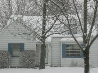 1389 Victory Dr, South Euclid, OH 44121
