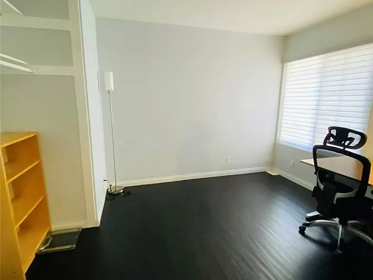 1456 Winterwood Ln — Photo 13