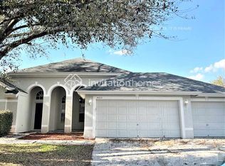 4429 Winding River Dr, Valrico, FL 33596