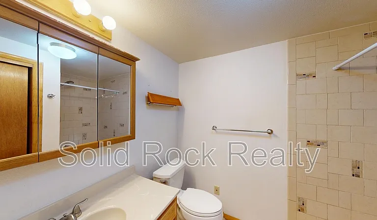 2527 Mount Vernon St — Photo 17