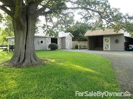 Great Room w/ 9 Foot Ceilings