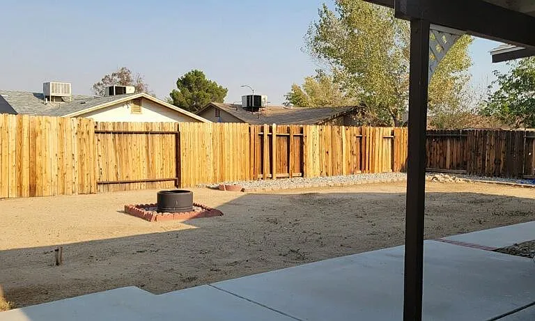 616 Glen Ct — Photo 16