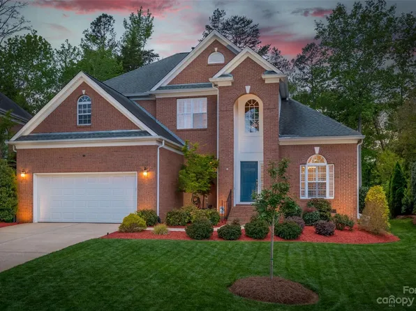 9010 Morgan Downs Ct, Charlotte, NC 28270