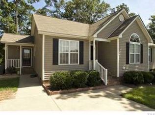 914 S Philwood Ct, Fuquay Varina, NC 27526