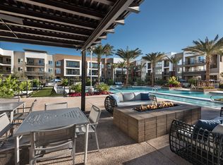 Maxwell on 66th, Phoenix, AZ 85054