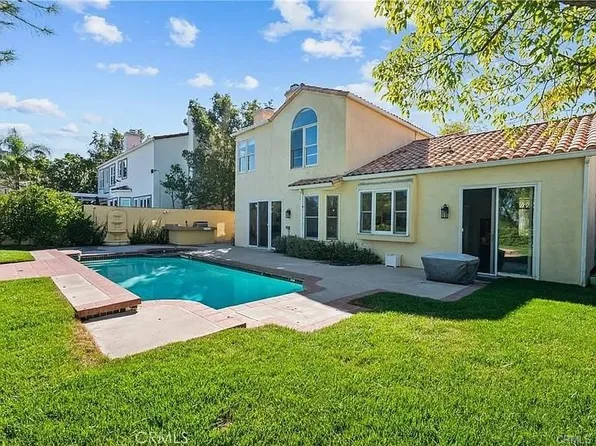 3450 Malaga Ct, Calabasas, CA 91302