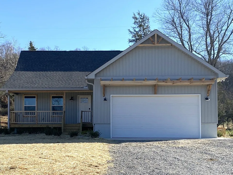 238 Emmett Way