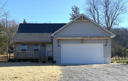 238 Emmett Way Photo 1