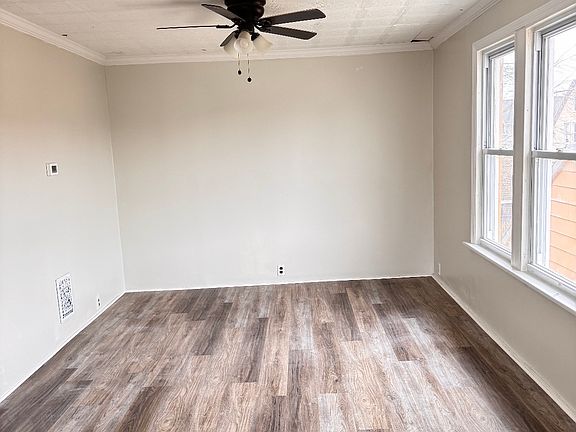 3rd image of 1429 Electric Ave Floor 2