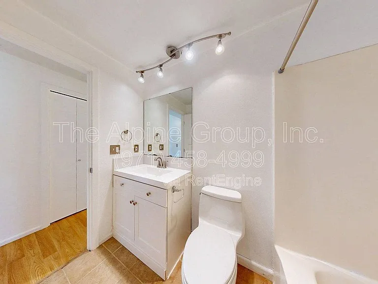 2314 SE 53rd Ave — Photo 25