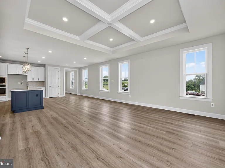1422 Gilray Dr — Photo 12