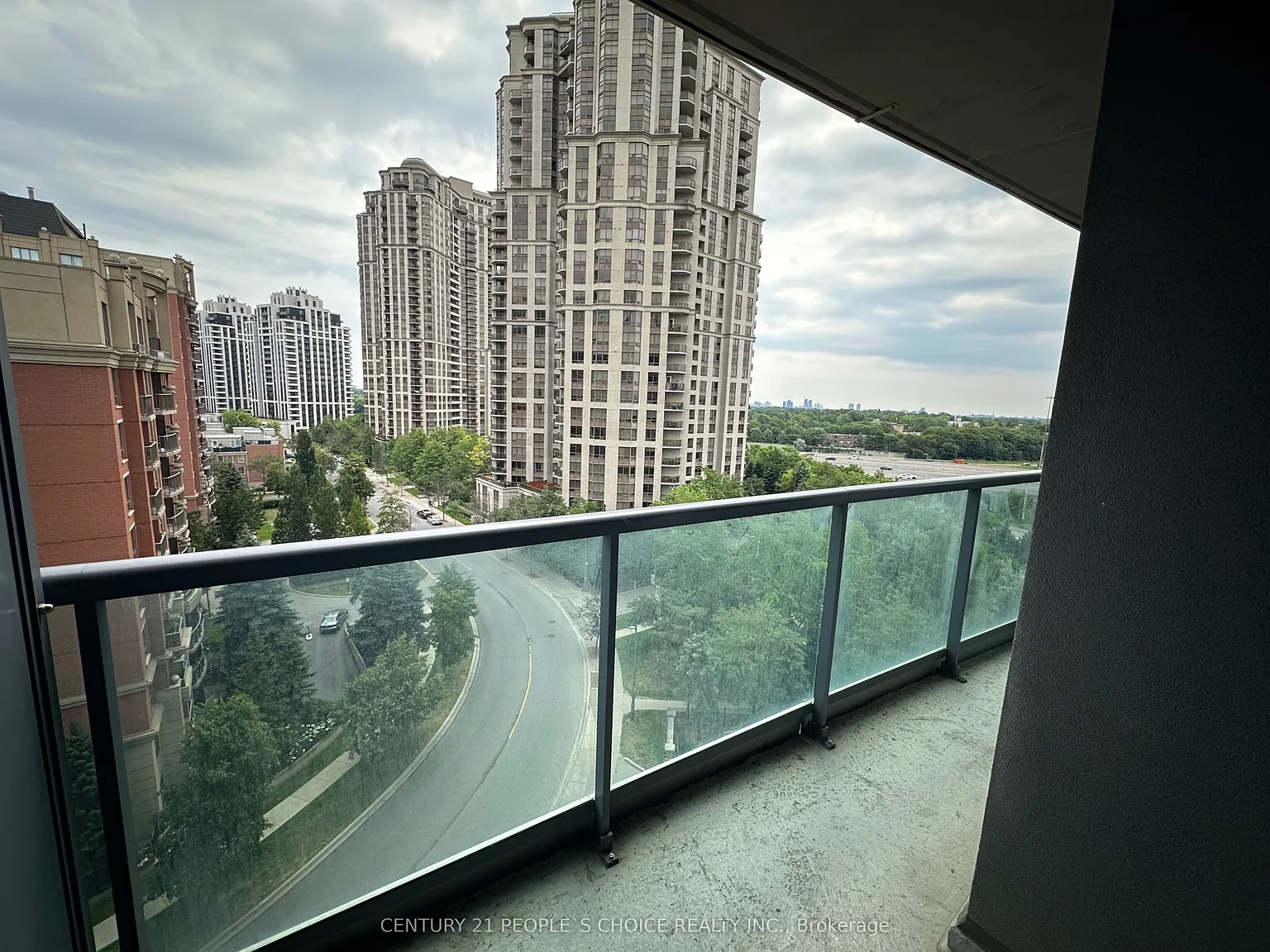 2 bed, $2,300 — Photo 3