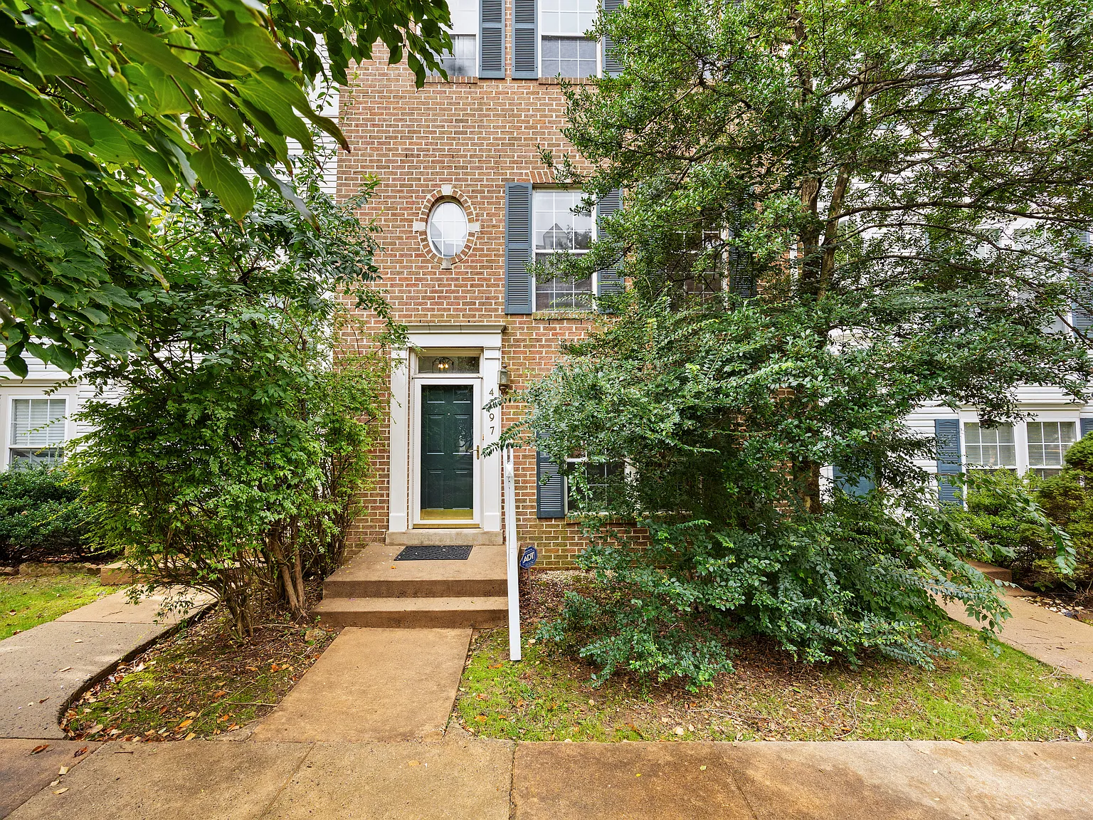 3 bed, 2.5 bath, 1764 sqft, $3,300 — Photo 1