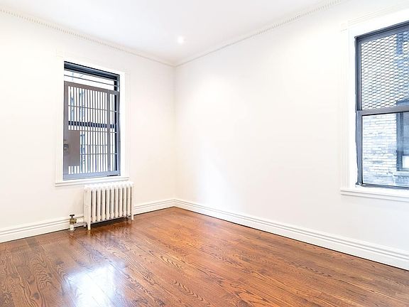 4th image of 176 E 3rd St APT 2H