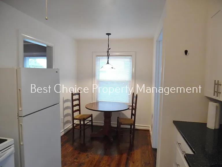 811 S B St — Photo 4