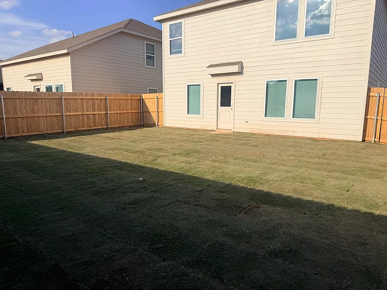 1503 Good Prairie Ave — Photo 33