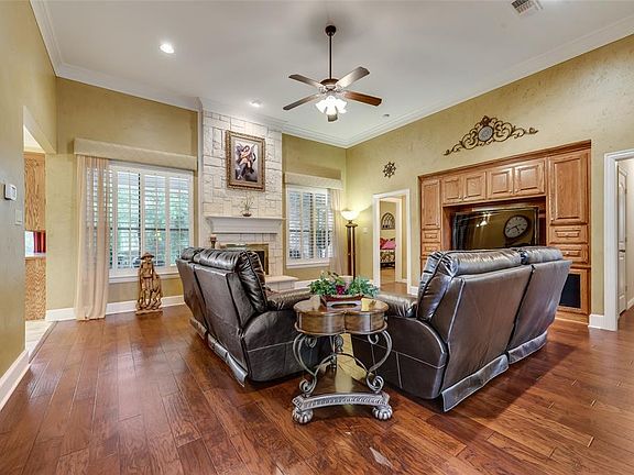 5th image of 4316 Waterstone Estates Dr