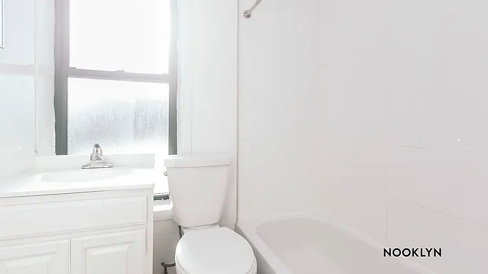 Rented by Nooklyn NYC LLC | media 34