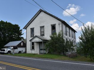 3422 N Clear Ridge Rd, Hustontown, PA 17229