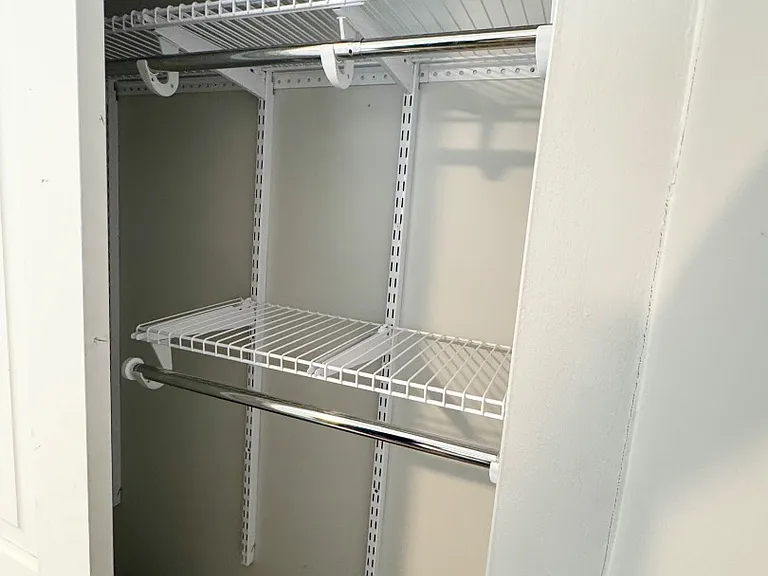 Unit Photo