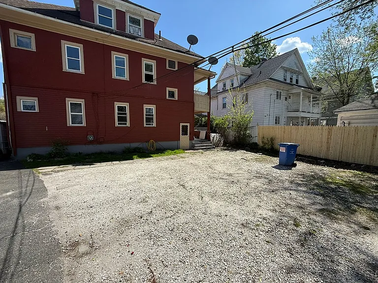 432 Sumner Ave — Photo 16