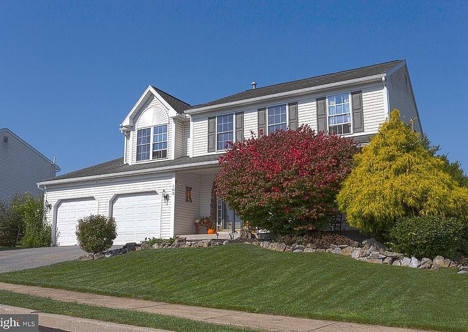 1st image of 103 Roxberry Dr