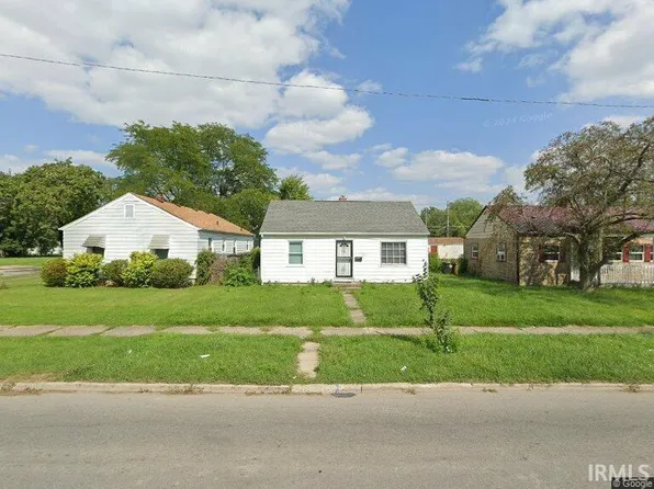 4207 S Hanna St, Fort Wayne, IN 46806