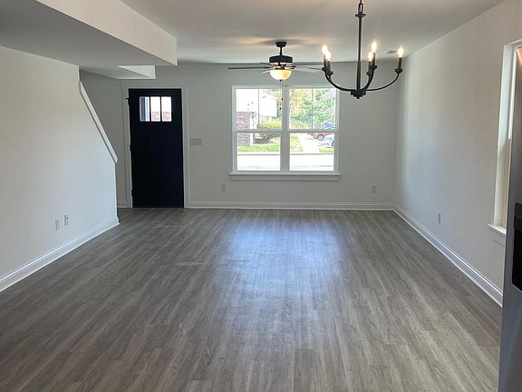 3rd image of 2045 Aster Dr