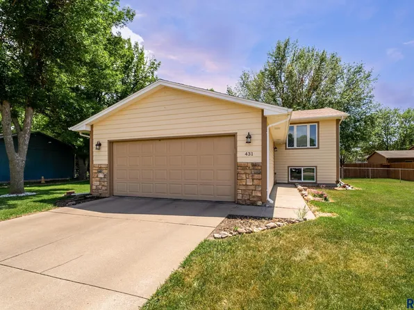431 W Charish St, Tea, SD 57064
