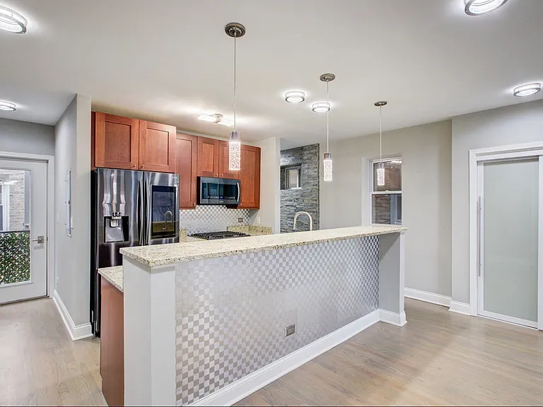 2057 W Fargo Ave #1 — Photo 1