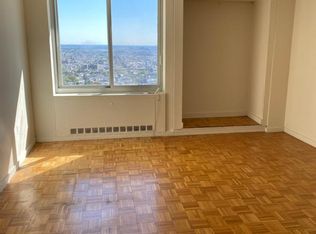 604 S Washington Sq #36-3013, Philadelphia, PA 19106