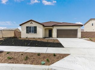 981 Donner St, Hemet, CA 92543