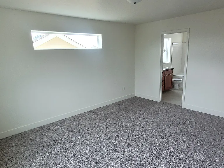 438 Halcyon Way — Photo 12