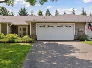 2417 Crestwood Dr, North Saint Paul, MN 55109
