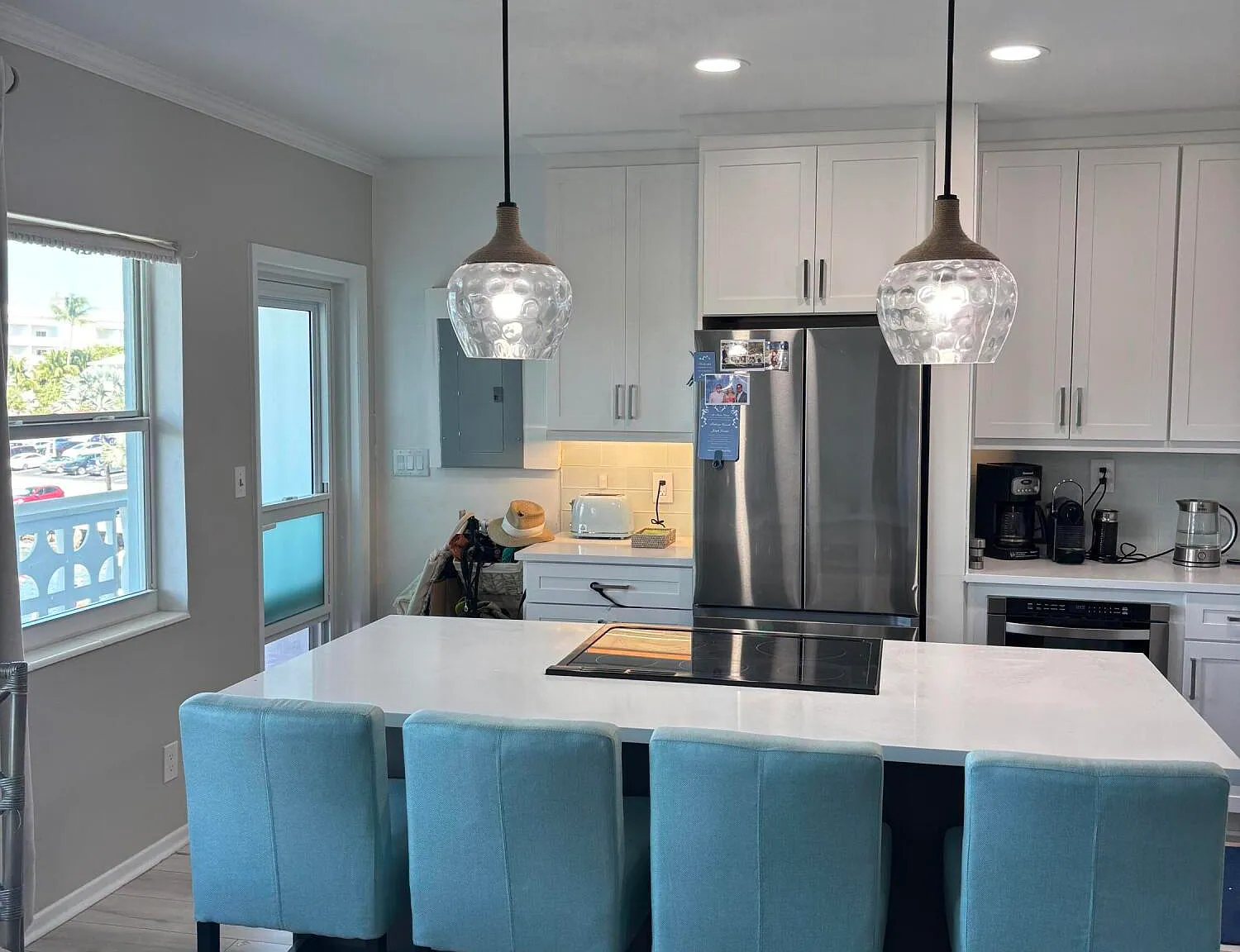 2 bed, 1.0 bath, 760 sqft, $3,200 — Photo 3
