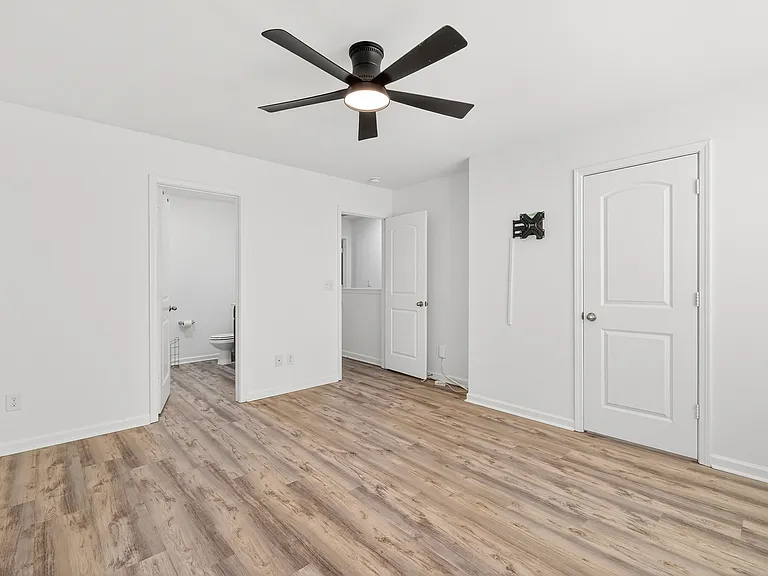 147 Ofner Dr — Photo 22