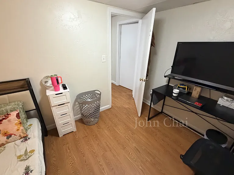 8 Vinal St #1 — Photo 11