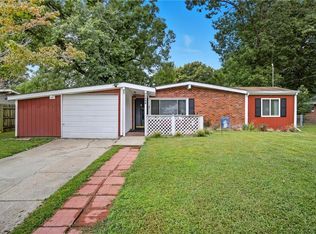 1208 Santeetlah Ave, Chesapeake, VA 23325