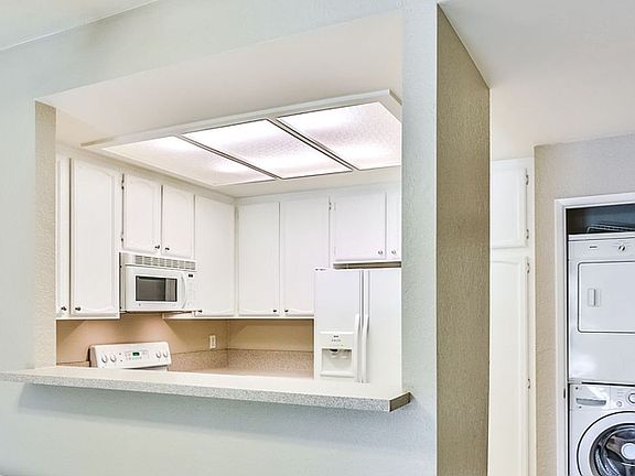 5th image of 960 Lupine Hills Dr Unit 56